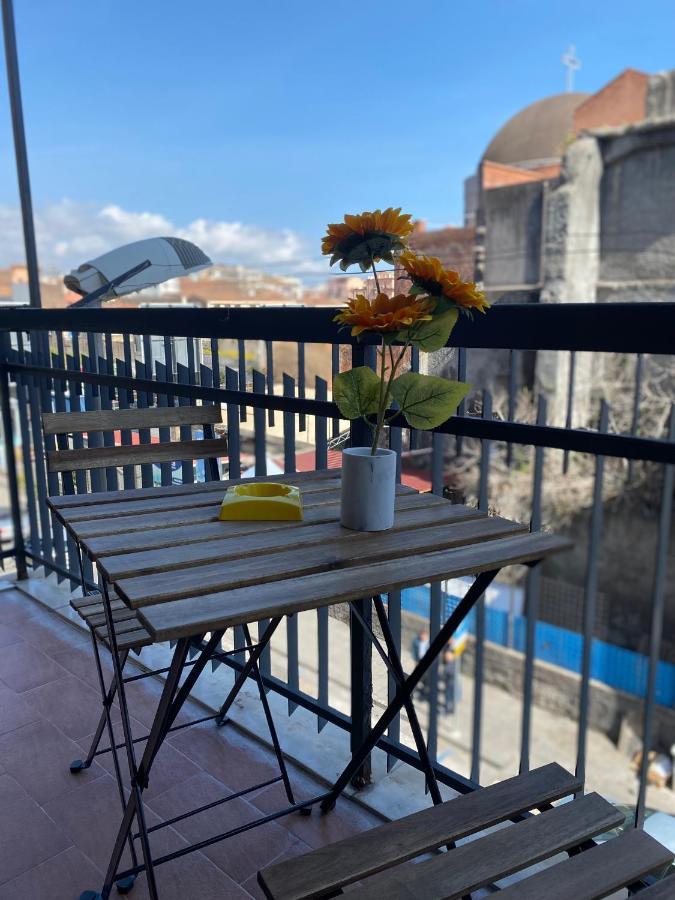 Il Girasole Apartment คาตาเนีย ภายนอก รูปภาพ