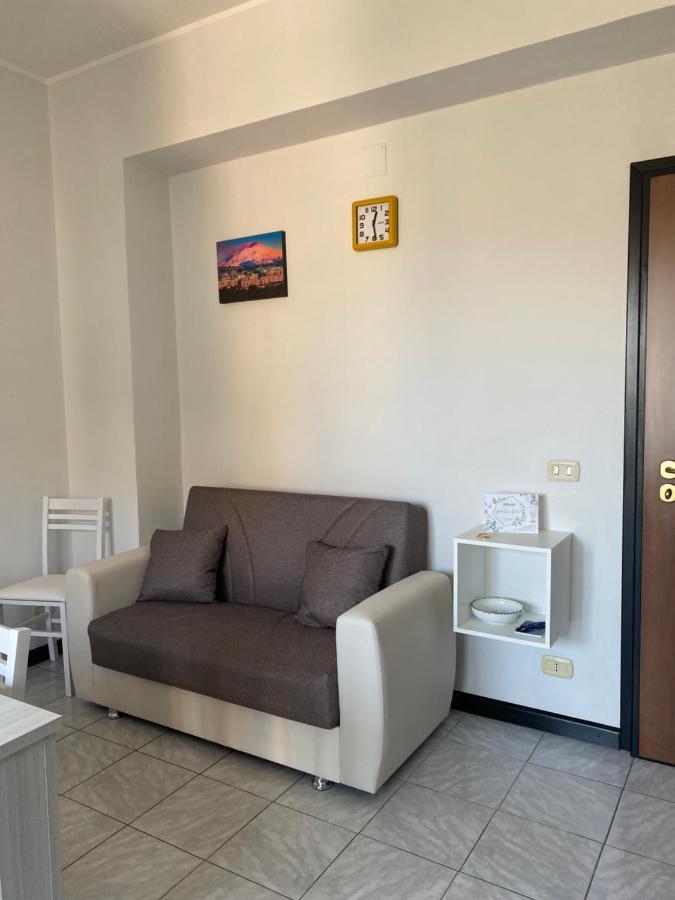 Il Girasole Apartment คาตาเนีย ภายนอก รูปภาพ